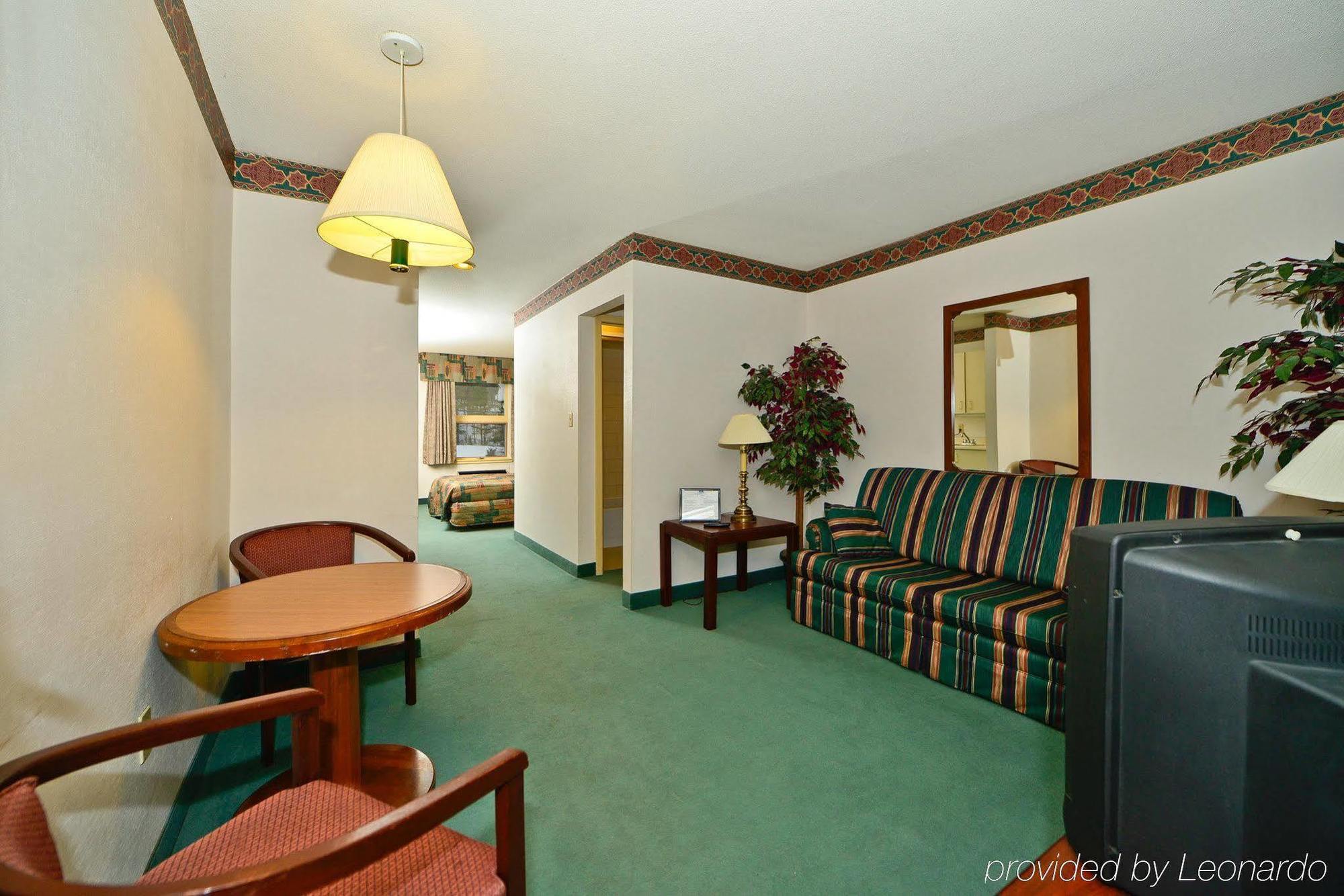 Best Value Inn & Suites Паррі-Саунд Екстер'єр фото