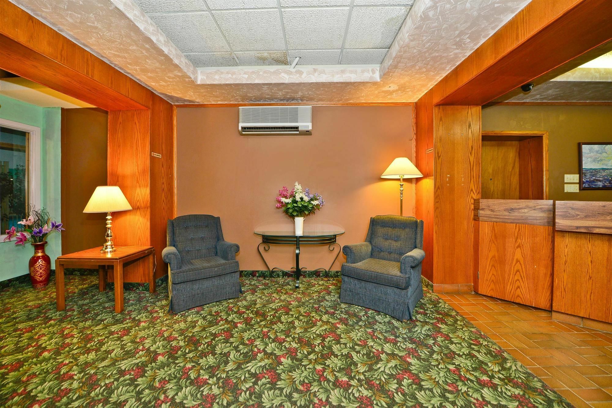 Best Value Inn & Suites Паррі-Саунд Екстер'єр фото